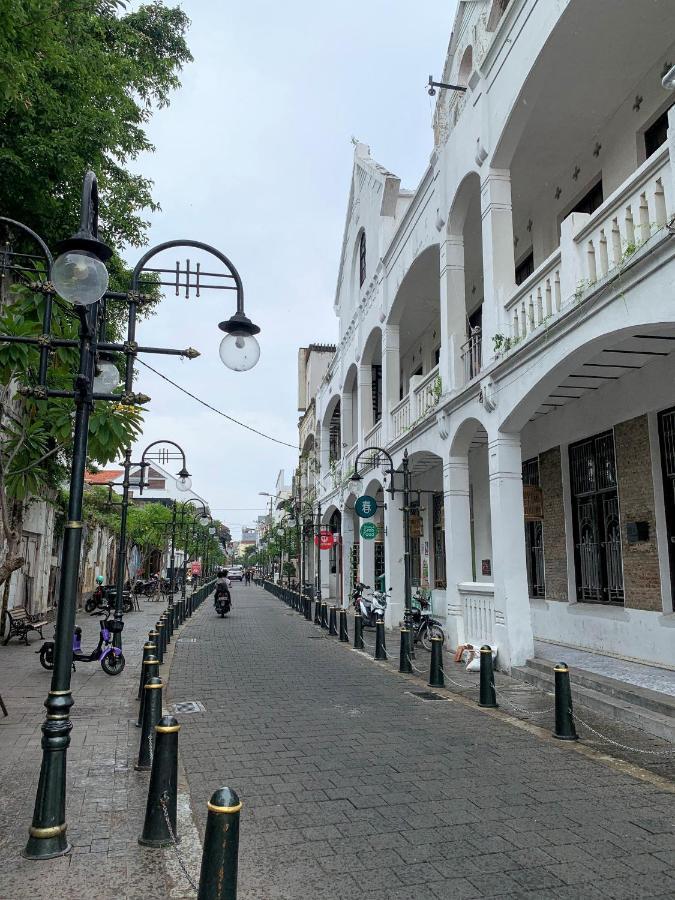 The Raden Patah Heritage Kota Lama Semarang Exterior photo