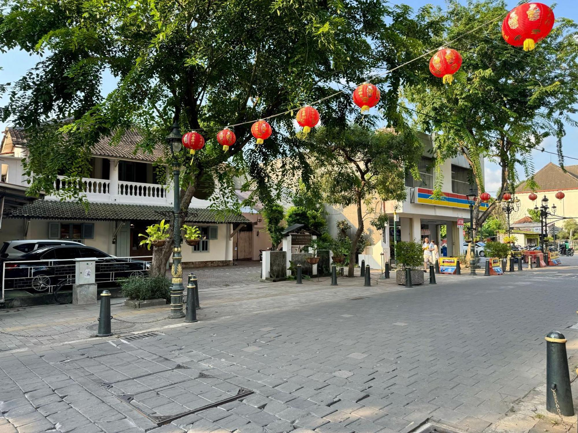 The Raden Patah Heritage Kota Lama Semarang Exterior photo